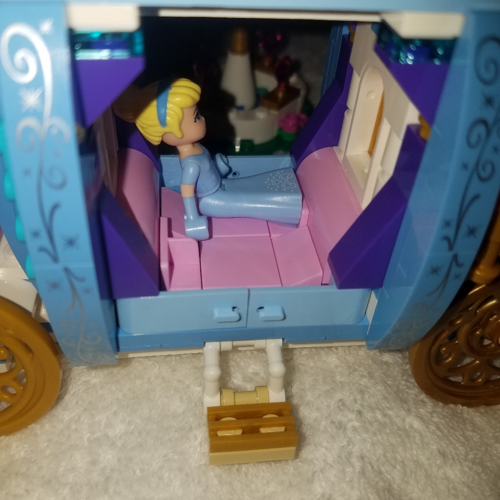 LEGO Disney Princess Set - Picture 7 of 13